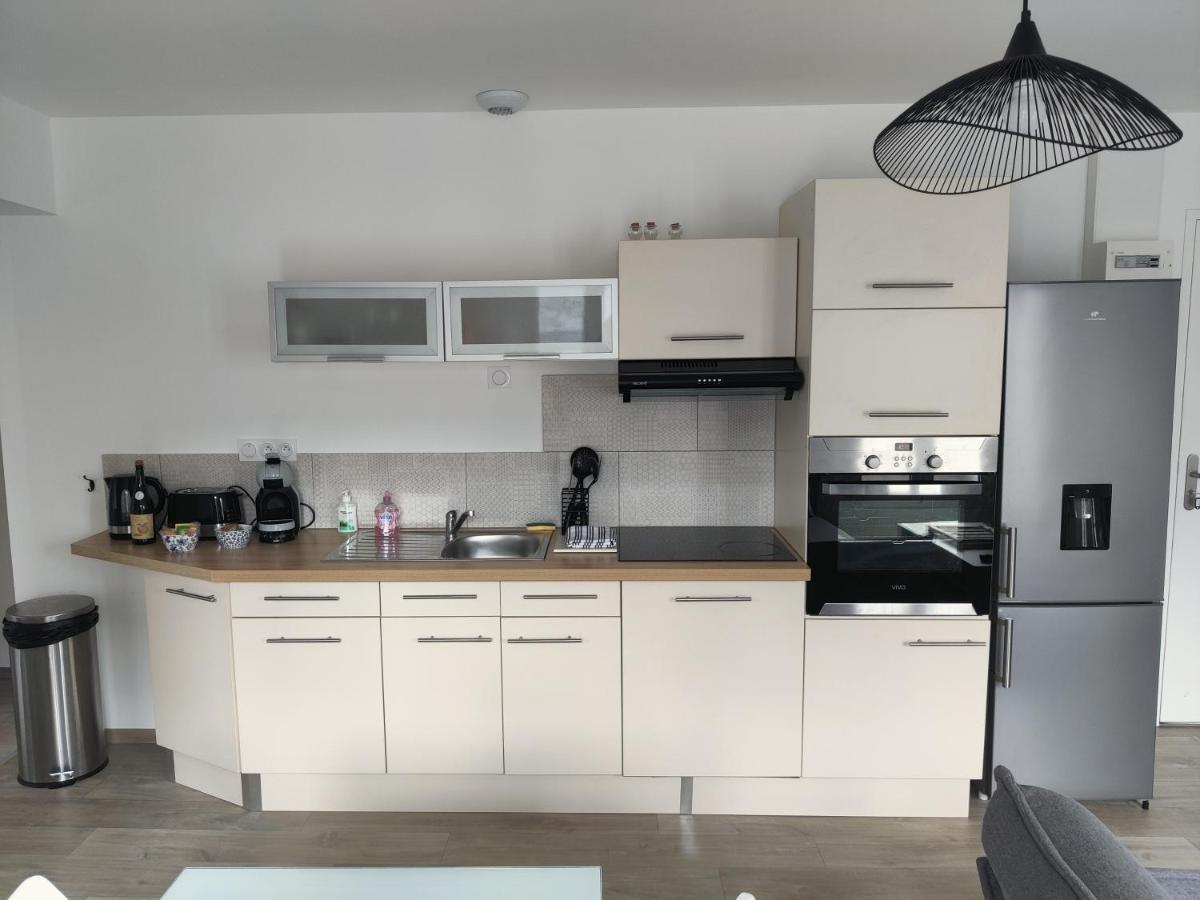 Appartement T3 Plume Hyper Centre D'Ernée Eksteriør bilde