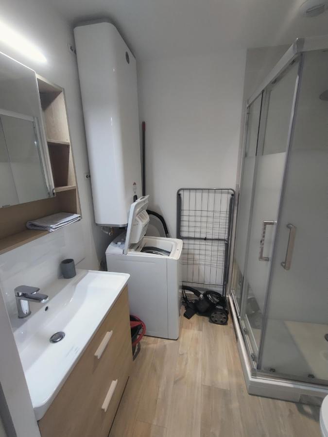 Appartement T3 Plume Hyper Centre D'Ernée Eksteriør bilde